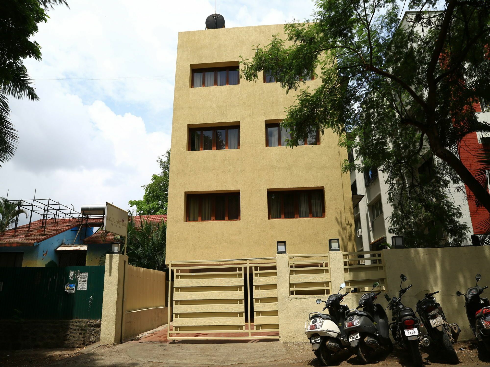 Hotel Oyo 13771 Executive Residency Pune Zewnętrze zdjęcie